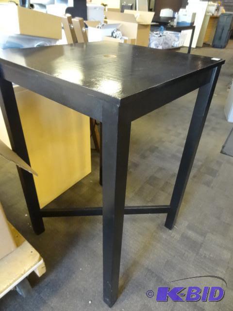 High top tabl. 27 x 27 x 42...