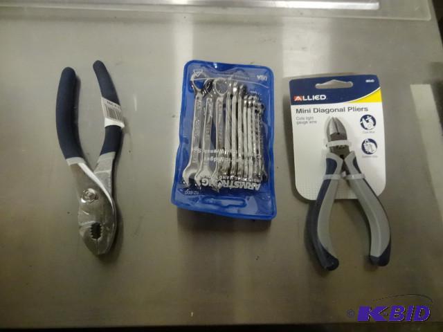 lot 169 image: 3 pc Tool Lot New incl Flush Cutters, open ch...