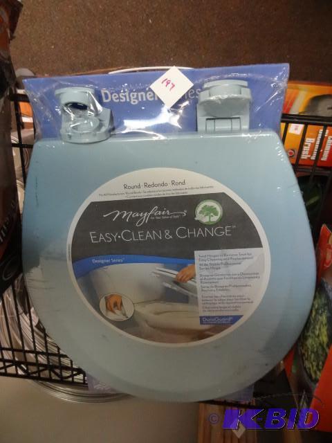 lot 197 image: New Toilet Seat Blue...