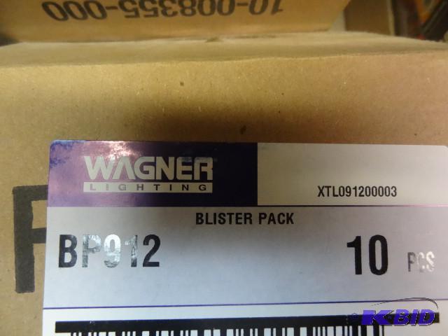 lot 198 image: Qty 40 Wagner Lighting BP1445 auto and applia...