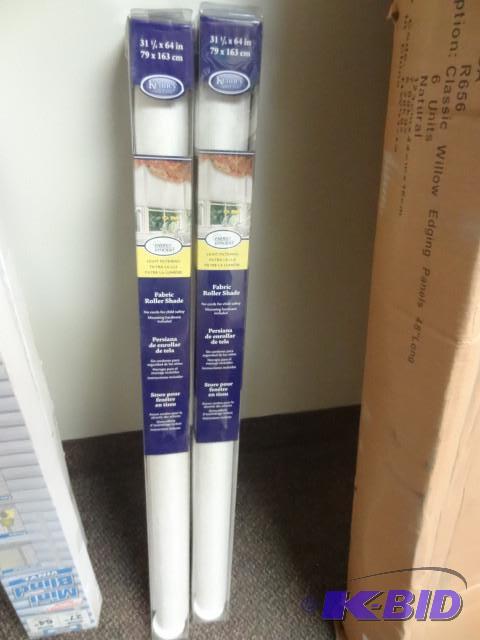lot 23 image: New in box Kenney Fabric Roller Shade 31-0.25...