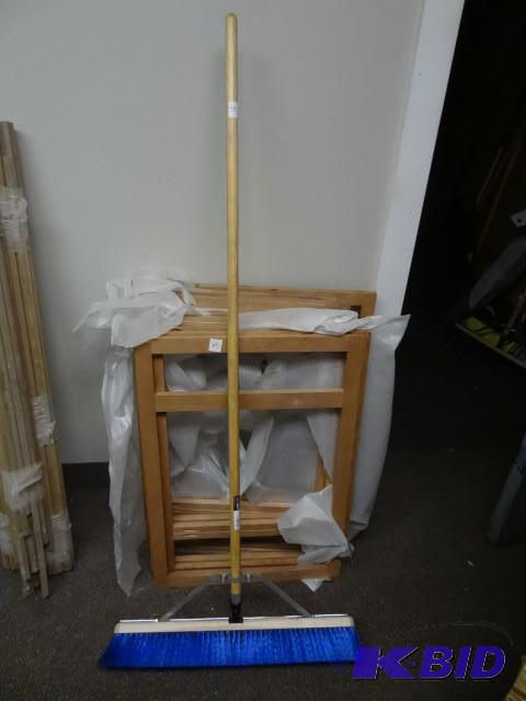 lot 35 image: New Laitner 24in push broom with squeegee...