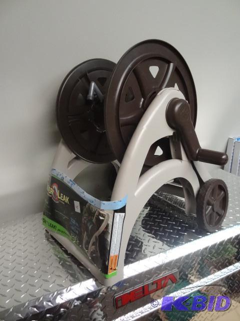 lot 49 image: Qty 1 New Ames Never Leak Aluminum watering s...