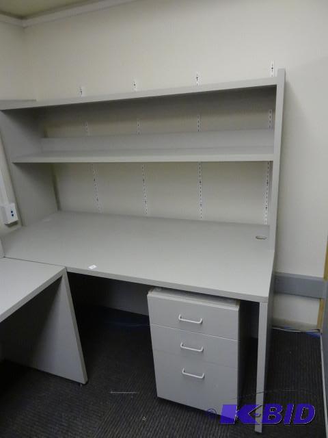 lot 132 image: Office desk with hutch and 3 drawer ped. 65 x...