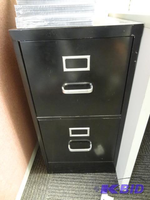 lot 140 image: 15" metal 2 drawer file cabinet...