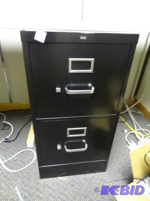 lot 17 image: 15" metal 2 drawer file cabinet...