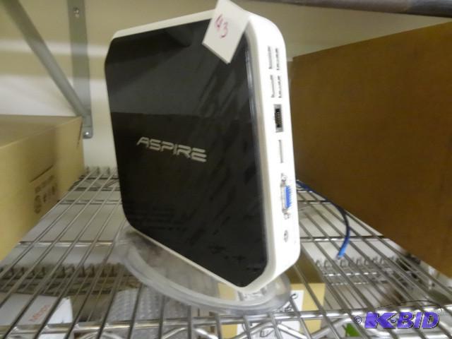 lot 43 image: Acer aspire computer. No disc drive. Set up f...