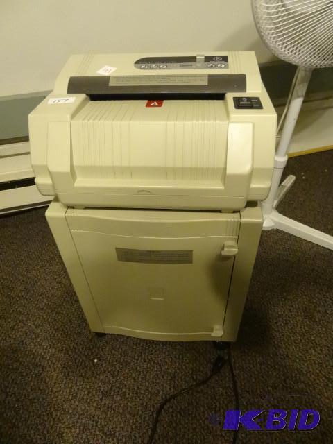 Crosscut paper shredder 12 sheet capacity wor...