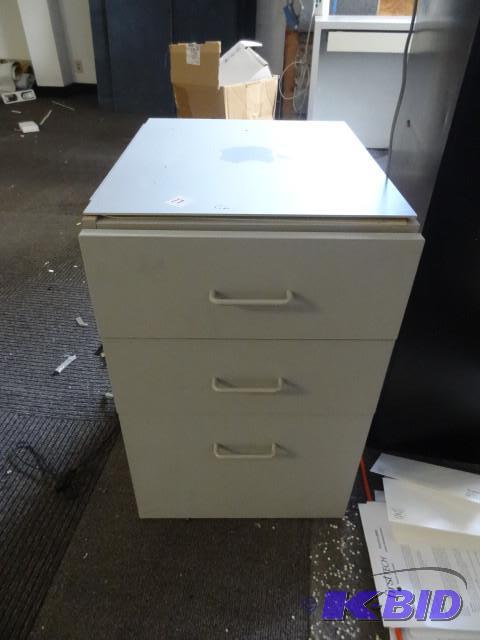 3 drawer laminate ped...
