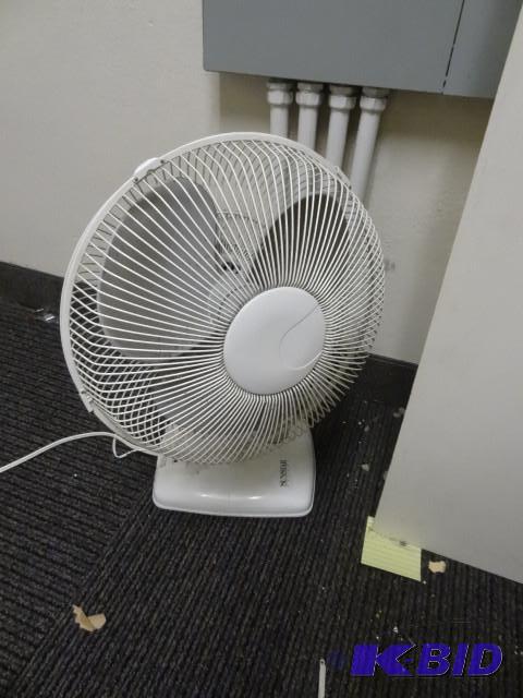 Sunstar table fan...