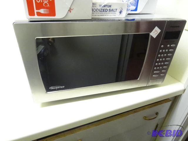 Panasonic model NN-FN797F...
