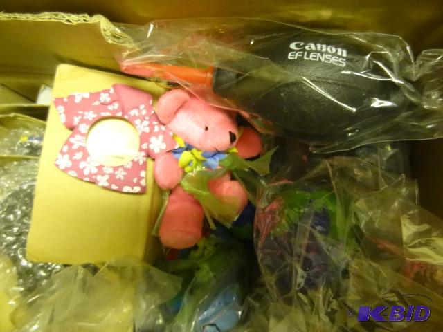 misc. party dcor and favors...