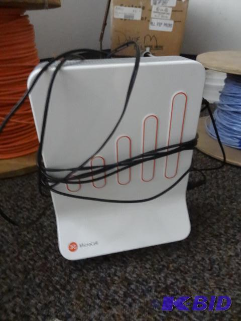 3G microcell at and t Cisco. 65107...