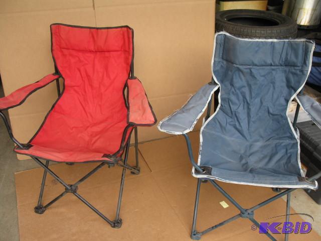 2 lawntailgating chairs, red and green...
