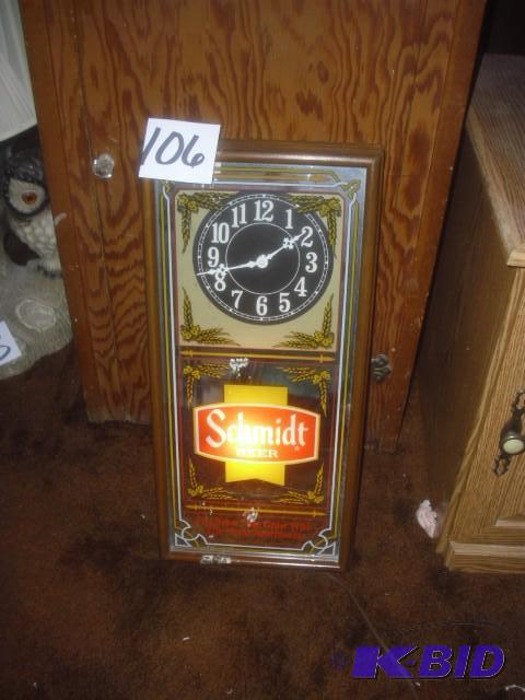SCHMIDT Beer Clock.. Lights up.. Untested clo...