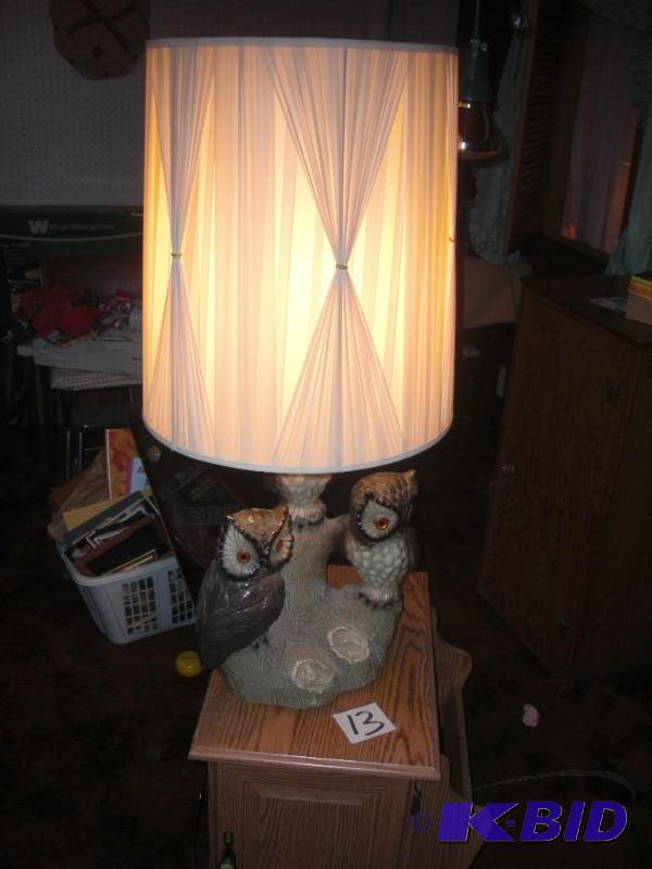 OWL lamp.. Porcelain Owls, on log.. 39 12 in...