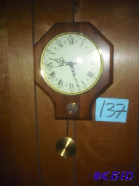 Pendulum clock.. Works with battery....