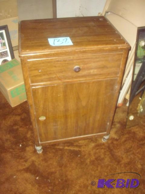 Heavy metal, wood grain, cabinet.. WAS set up...