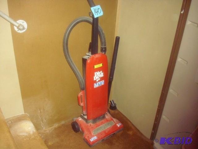 Dirt Devil Upright Vacuum.. Works well. 12AMP...