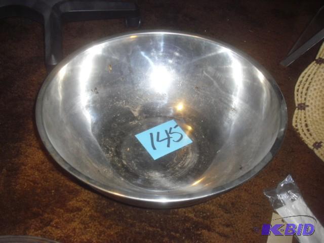 18 in Stainless steel mixing bowl...