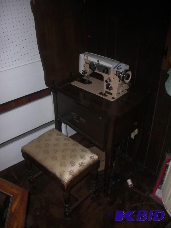 HAMILTON Sewing Machine.. Model SAMB.. Made i...