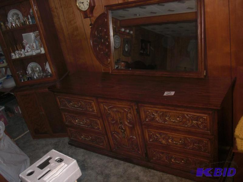 Large Bureau with 6 drawers and cabinet with ...