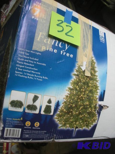 7 ft. Fancy Pine Tree.. Pre lit.. Untested, 2...