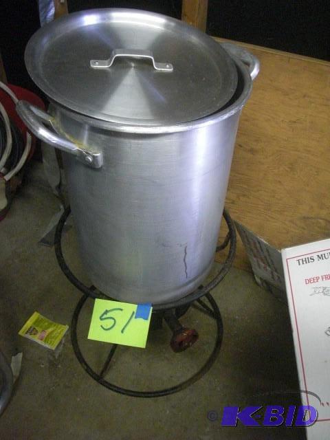 Turkey fryer and gas Burner for Outdoor Pot. ...