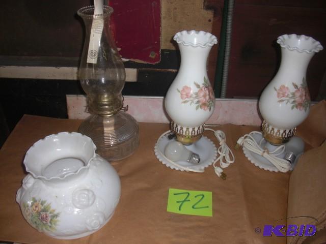 Kerosene Lamp, 2 Kerosene type electric lamps...