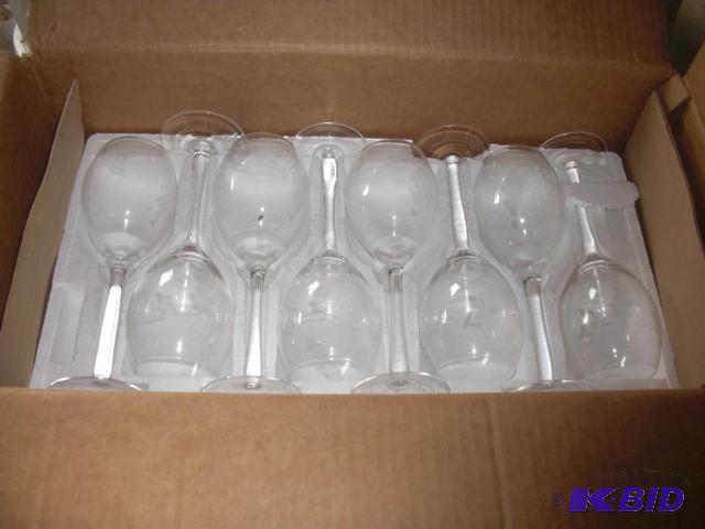 16 long stepped wine glasses with Frosted Gra...