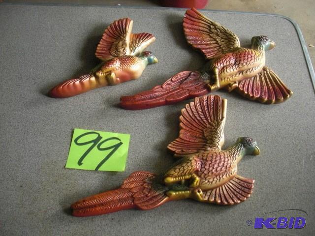 3 pheasant plaques.. The large one seems to h...