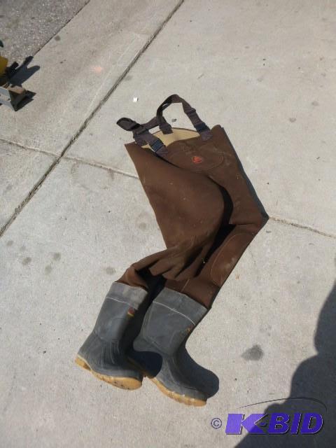 lot 114 image: Chest Waders Size 11...