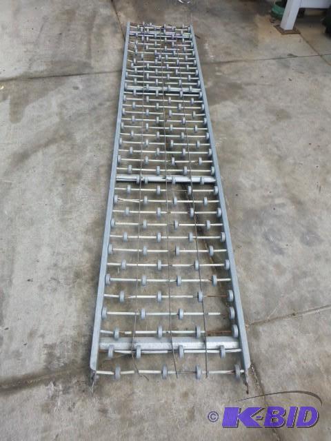 lot 118 image: Skate Track 24" X 118"...