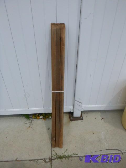 lot 134 image: 1 Pack of 6 Deck Spindles...