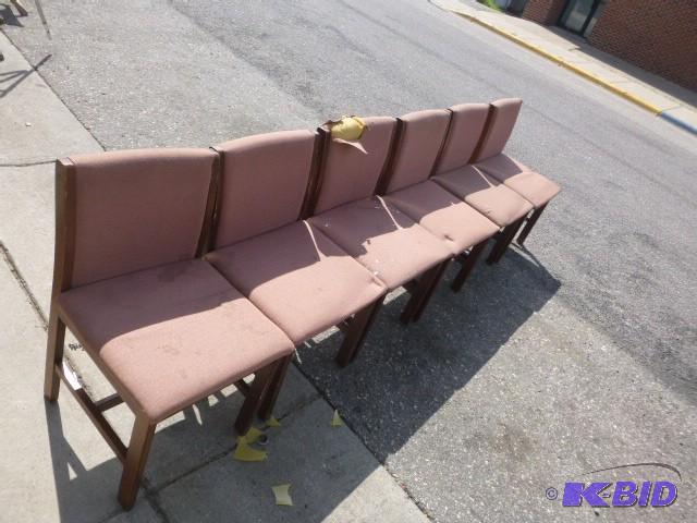 lot 176 image: 6 Office Chairs...