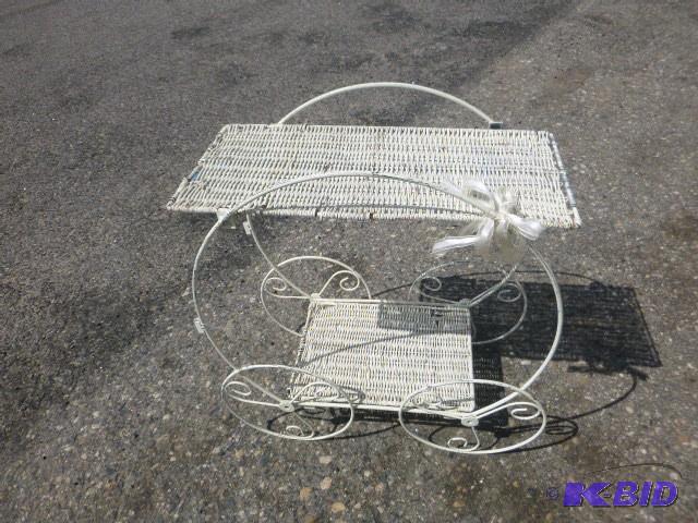 lot 180 image: Wicker Carriage Rack...
