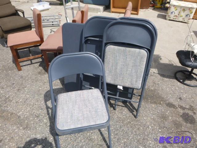 lot 184 image: Card Table with 4 Padded Chairs...