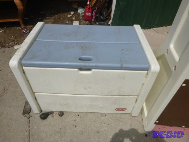 lot 195 image: Little Tikes Toy Box with Miscellaneous Toys...