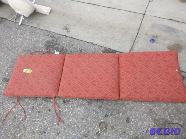 lot 231 image: Patio Lounge Chair Cushion 21" X 72"...
