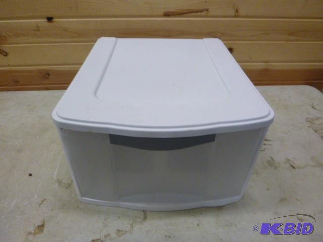 lot 24 image: Plastic Storage Drawer 9 12" X 16"...