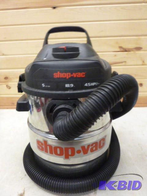 lot 299 image: Shop-Vac 4.5 HP, 5 gallon, tested and works...