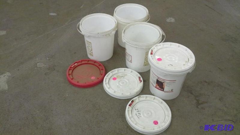 Pail