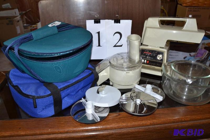 lot 12 image: Kitchenwares