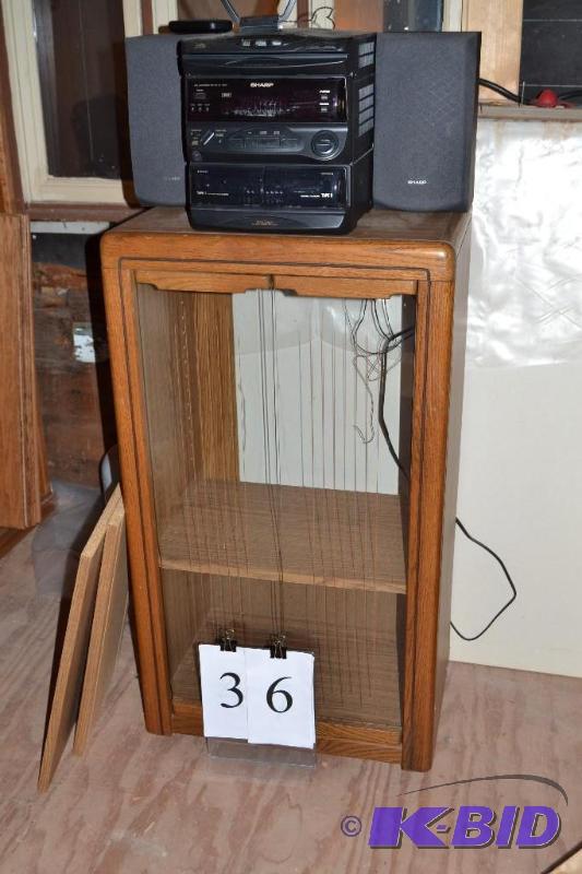 lot 36 image: Sharp stereo