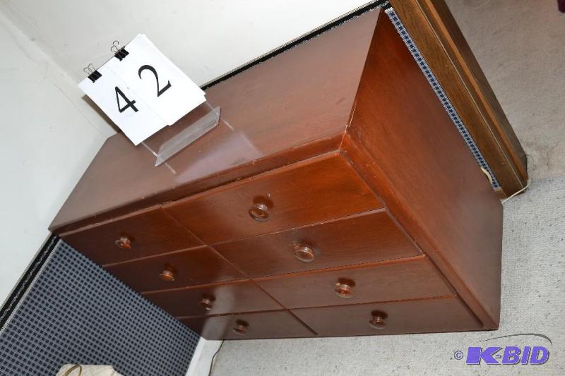 lot 42 image: dresser