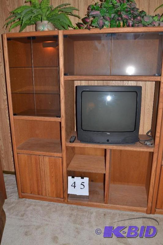lot 45 image: Entertainment center