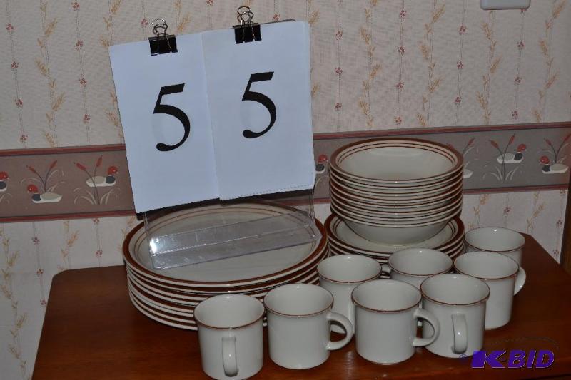 lot 55 image: Household