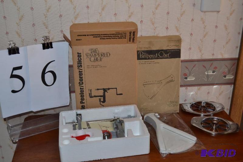 lot 56 image: Kitchenware