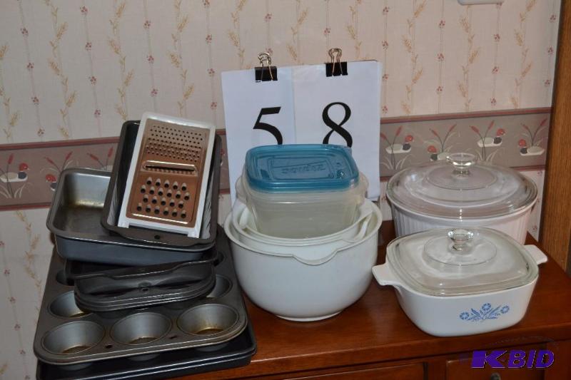 lot 58 image: Kitchenware