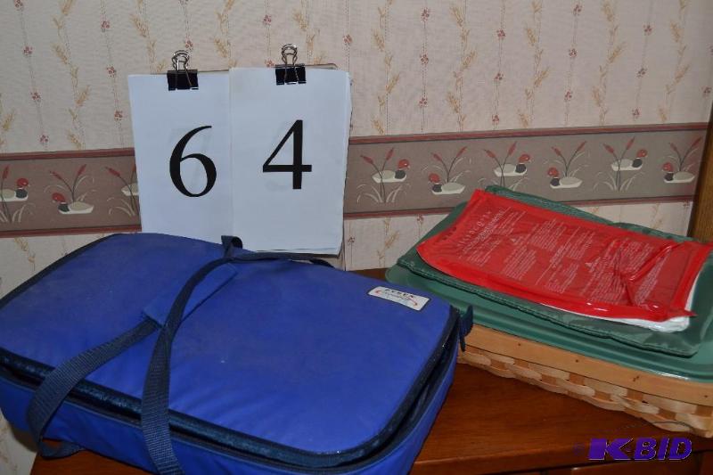 lot 64 image: Kitchenware